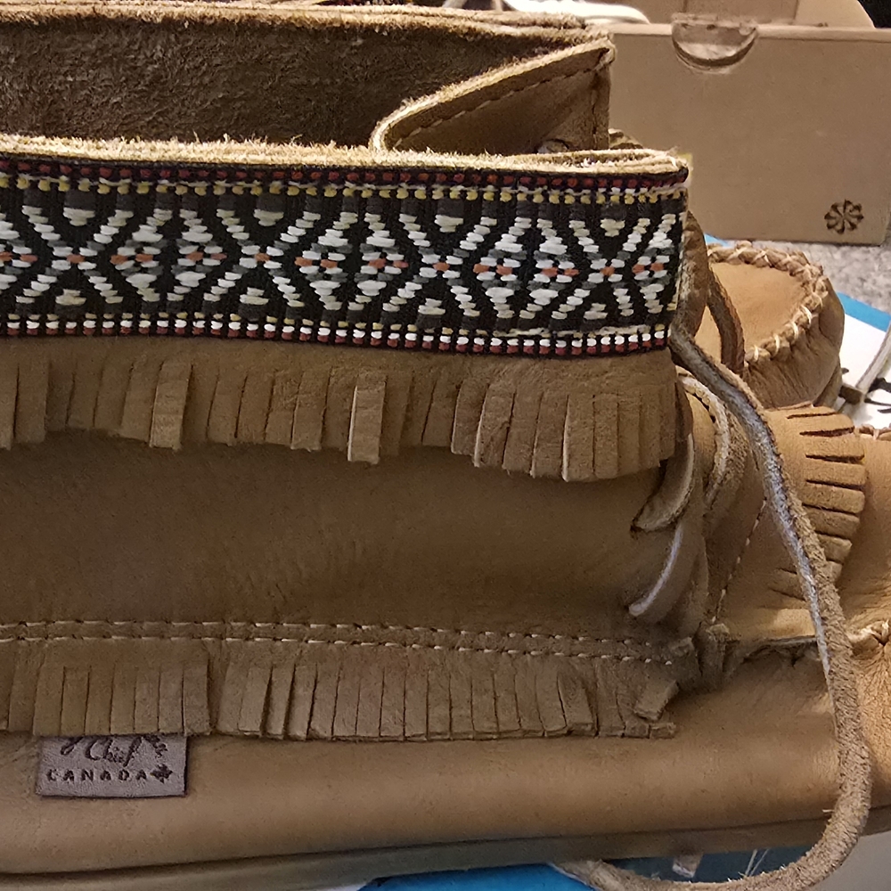 Laurentien Chief Moose & Deer Leather Moccasin